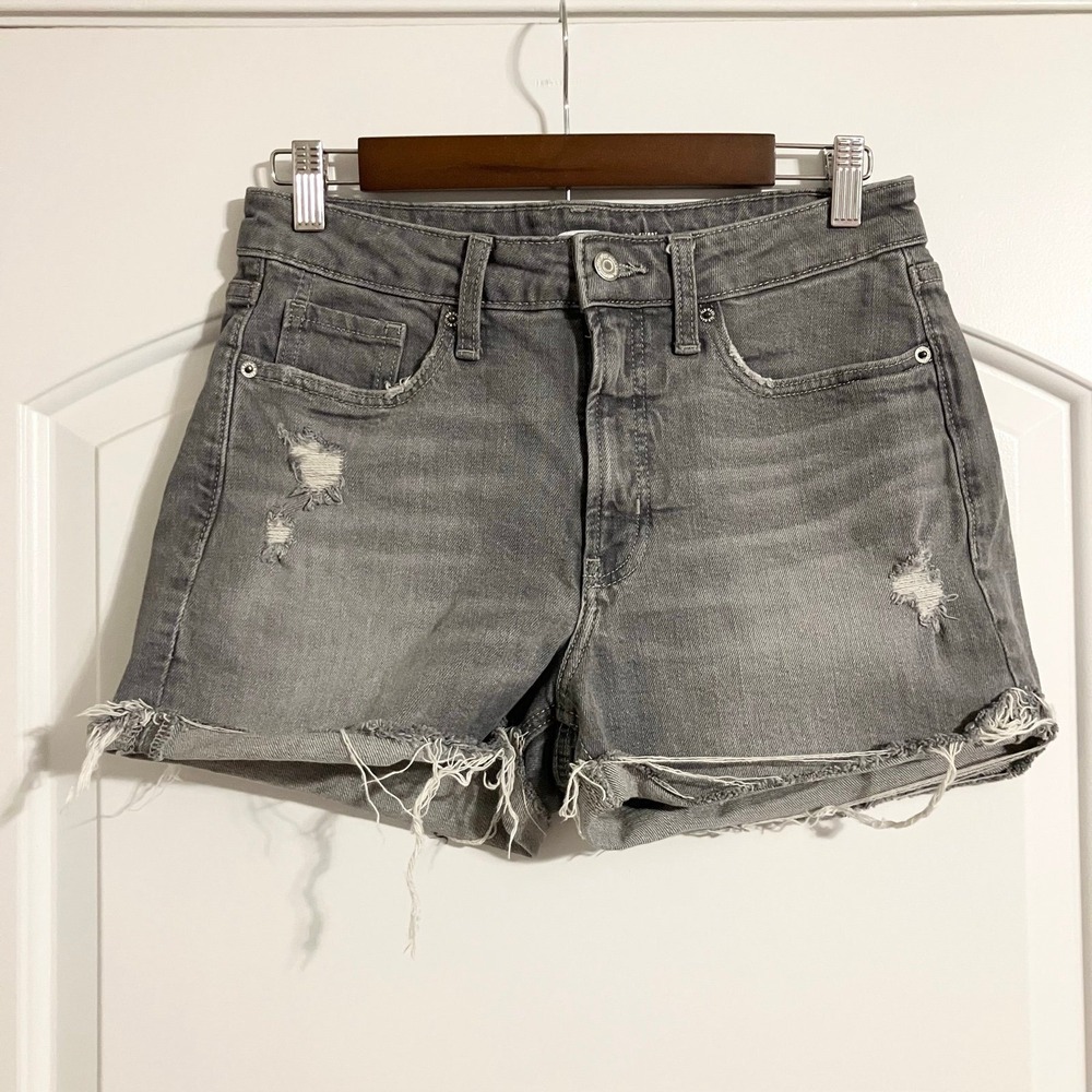 Old Navy Women's Size 4 w28 Gray Denim Distressed High Rise OG Short